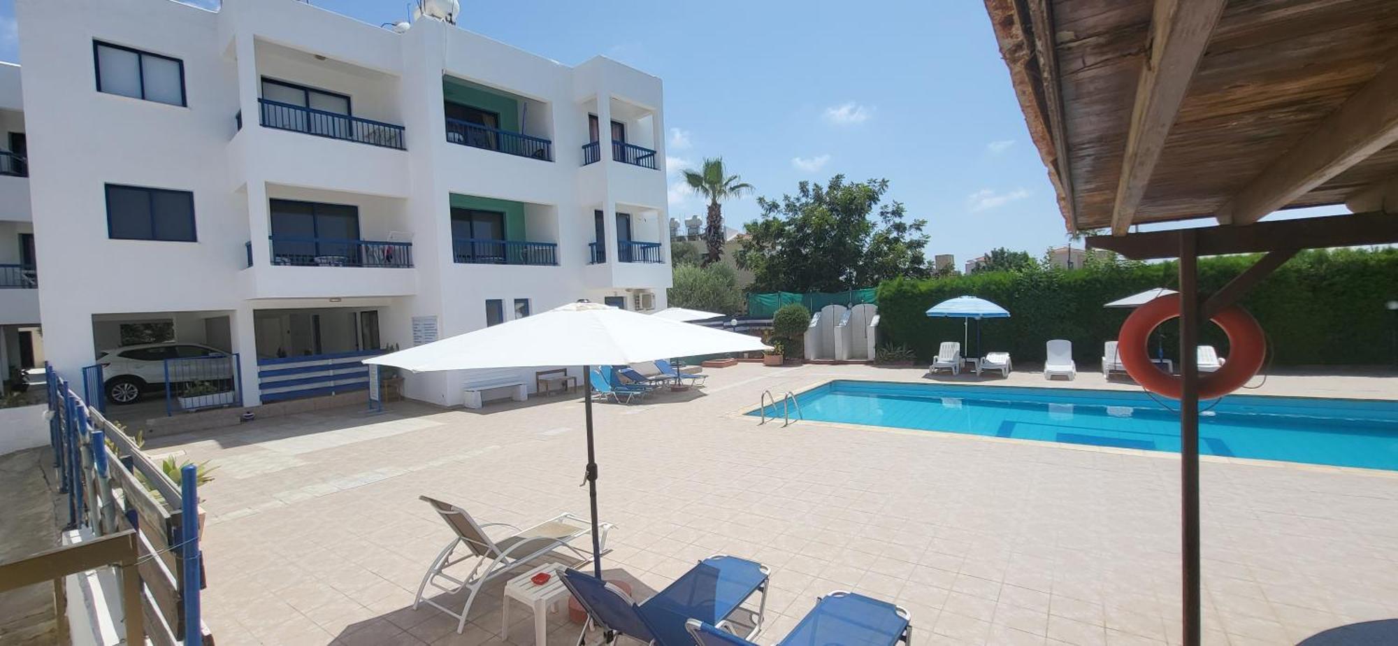 Georgia Apartments Paphos Exterior photo